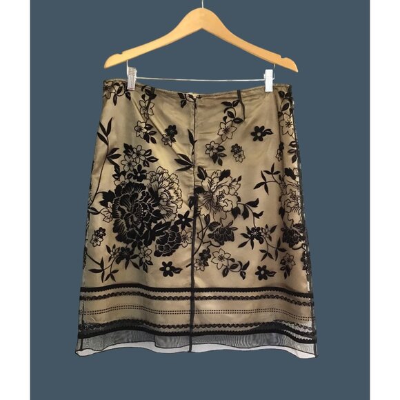 HEART SOUL -WOMEN'S FLORAL EMBROIDERED SKIRT FULLY LINED SIZE 11 - Picture 2 of 7